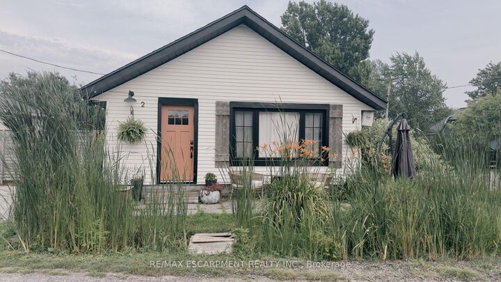 2 Fagan Street — photo 1