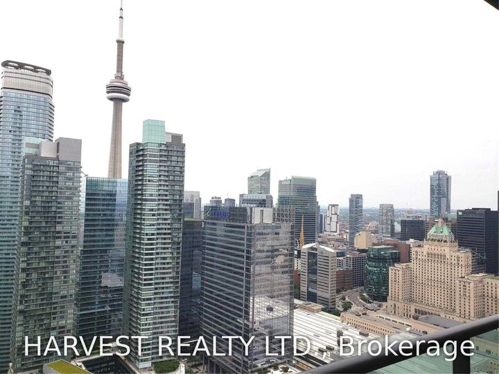 Property Photo: 33 Bay Street 4702 ON M5J 2Z3