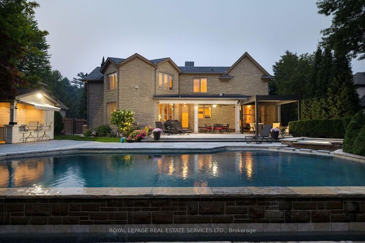 Property Photo: 70 Shorewood Place ON L6K 3Y4