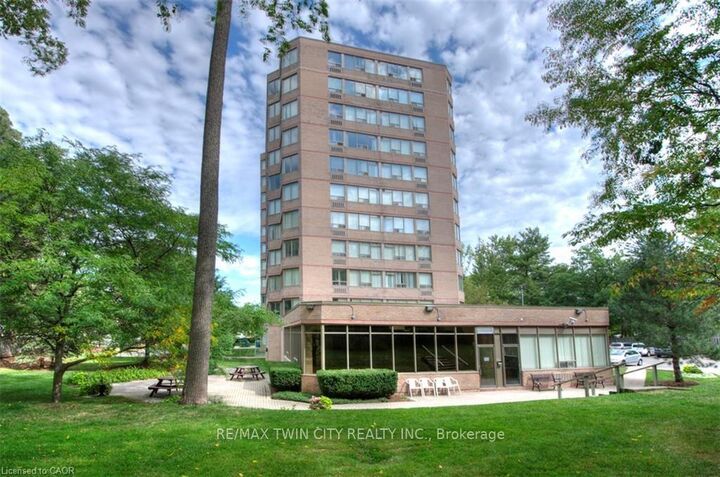 Property Photo:  3227 King Street E 409  ON N2A 3Z9 