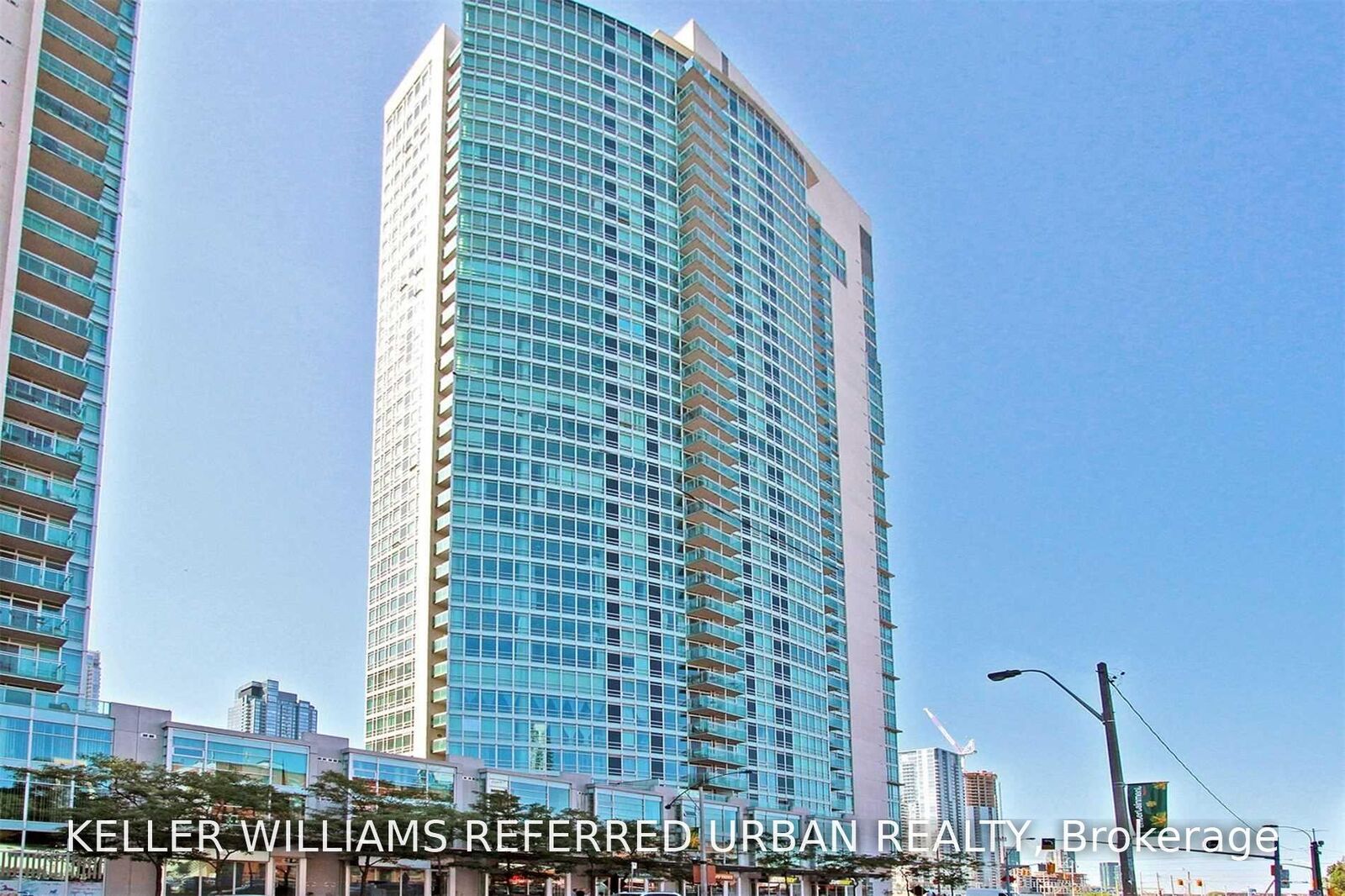 Property Photo: 397 Front Street W 1210 ON M5V 3S1