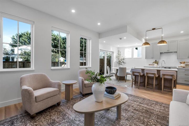 Property Photo: 1255 Dunsterville Ave #1 BC V8Z 2W9