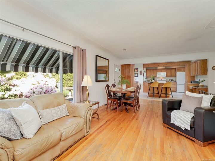 Property Photo: 3615 Doncaster Dr BC V8P 3W5
