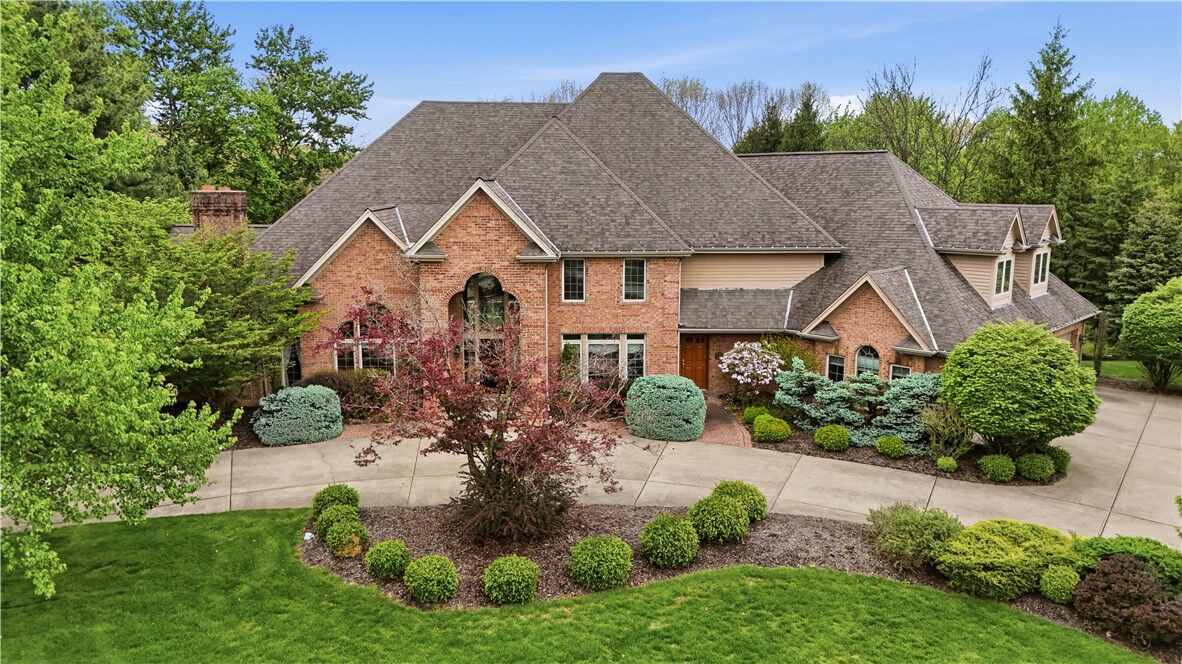 Property Photo: 2133 Le Gran Dr PA 15044
