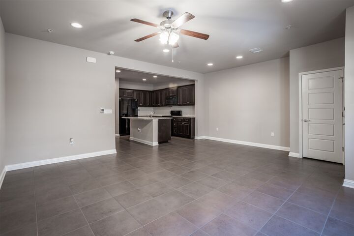 Property Photo:  13800 Lyndhurst Street 332  TX 78717 