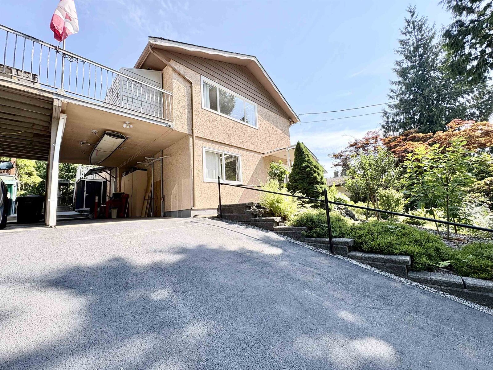 Property Photo: 1570 Shaughnessy Street A BC V3C 6M4