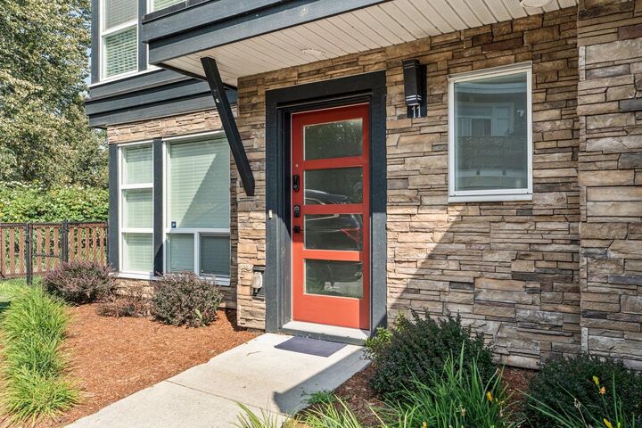 Property Photo: 8413 Midtown Way 11 BC V2P 0G7