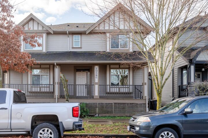 19586 72A Avenue — photo 1