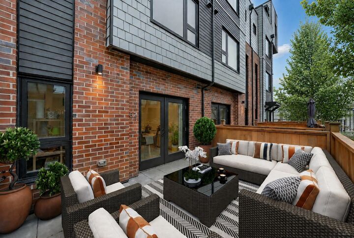 Property Photo: 565 E 2nd Street 162 BC V7L 1E1