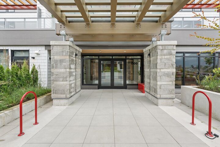 Property Photo: 1500 Scott Crescent 421 BC V8B 1G5