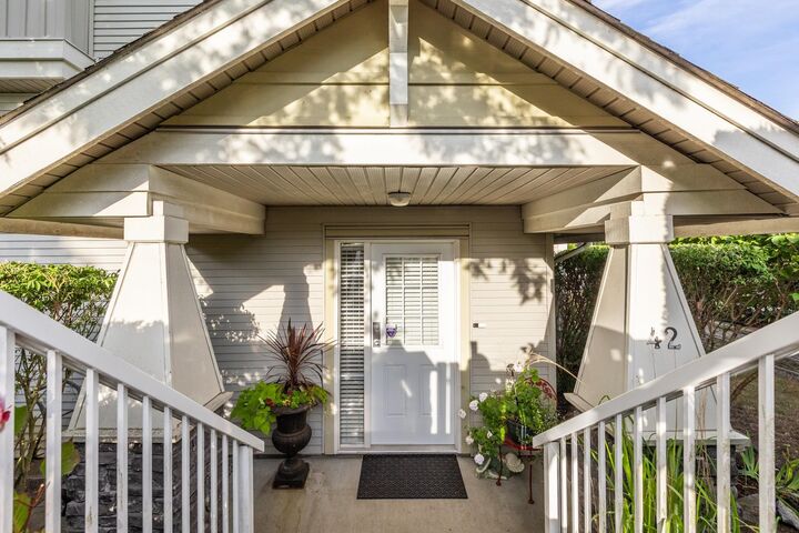 Property Photo: 6568 193B Street 42 BC V4N 5S2