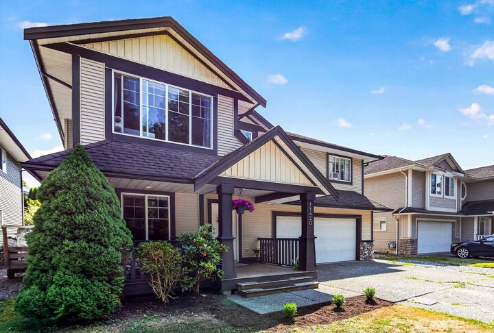 Property Photo:  11420 236 Street  BC V2W 2A3 