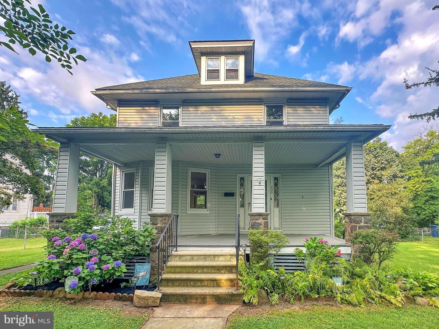 Property Photo:  809 Garfield Avenue  NJ 08065 