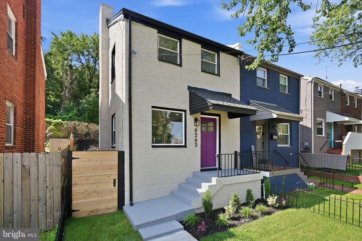 Property Photo:  4263 Hildreth Street SE  DC 20019 