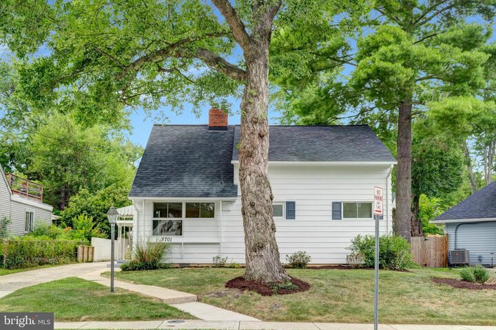 Property Photo:  5701 Wainwright Avenue  MD 20851 