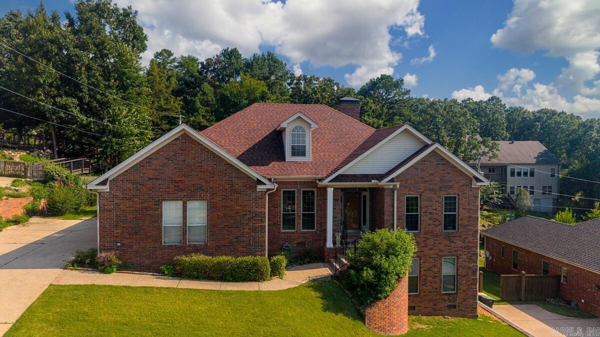 Property Photo: 27 Calumet Road AR 72223