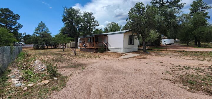 Property Photo:  210 S Goodnow Road  AZ 85541 