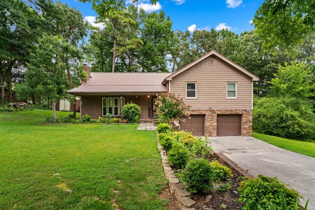 Property Photo:  4005 Pinewood Drive  GA 30721 