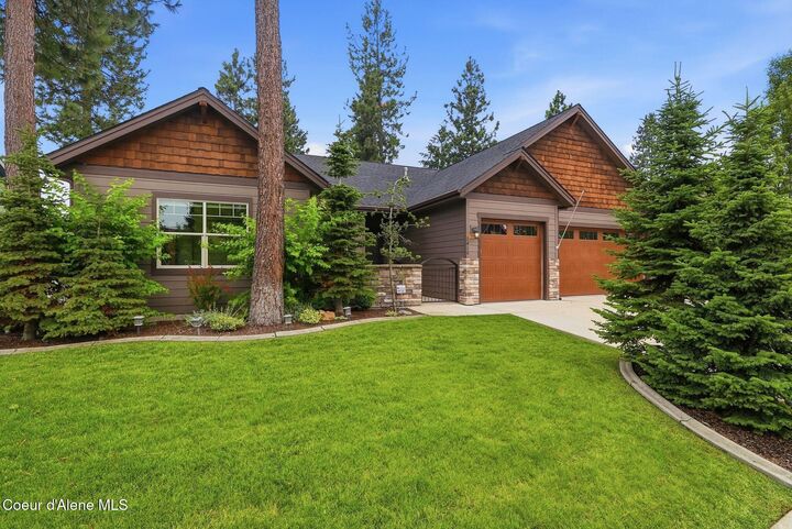 Property Photo:  1410 W Ashmont Way  ID 83815 