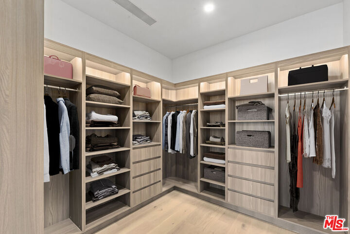 Property Photo:  230 W Olympic Blvd, Unit Ph 2  CA 90015 