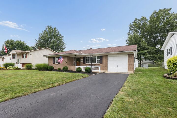 Property Photo:  6480 Carriage Lane  OH 43068 