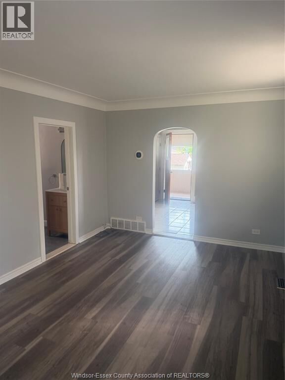 Property Photo: 1536 Marentette Avenue ON N8X 4E3