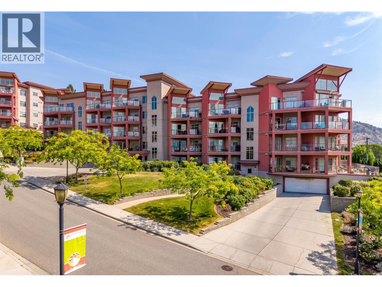Property Photo:  3211 Skyview Lane 304  BC V4T 3J3 