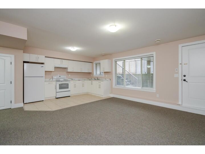 Property Photo: 19586 72A Avenue BC V4N 3E8