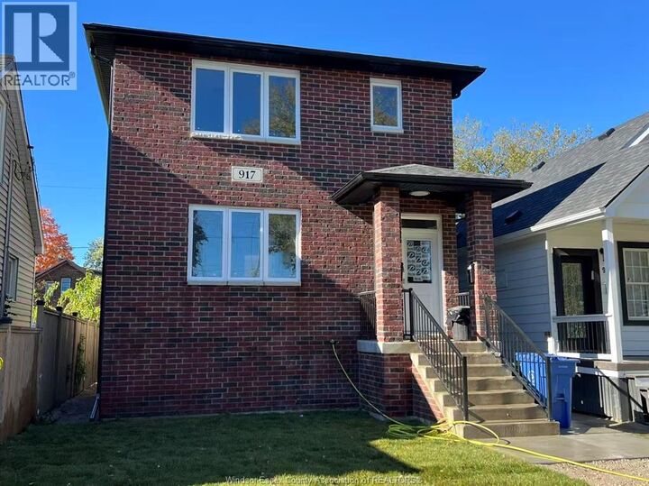 Property Photo:  917 McKay Avenue  ON N9B 2A4 