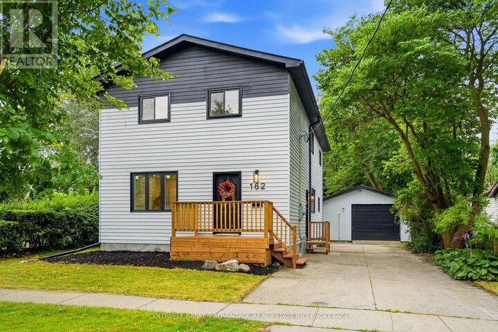Property Photo:  162 Dufferin Street East  ON L2R 2A5 