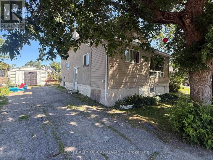 52 Broadway Avenue — photo 1