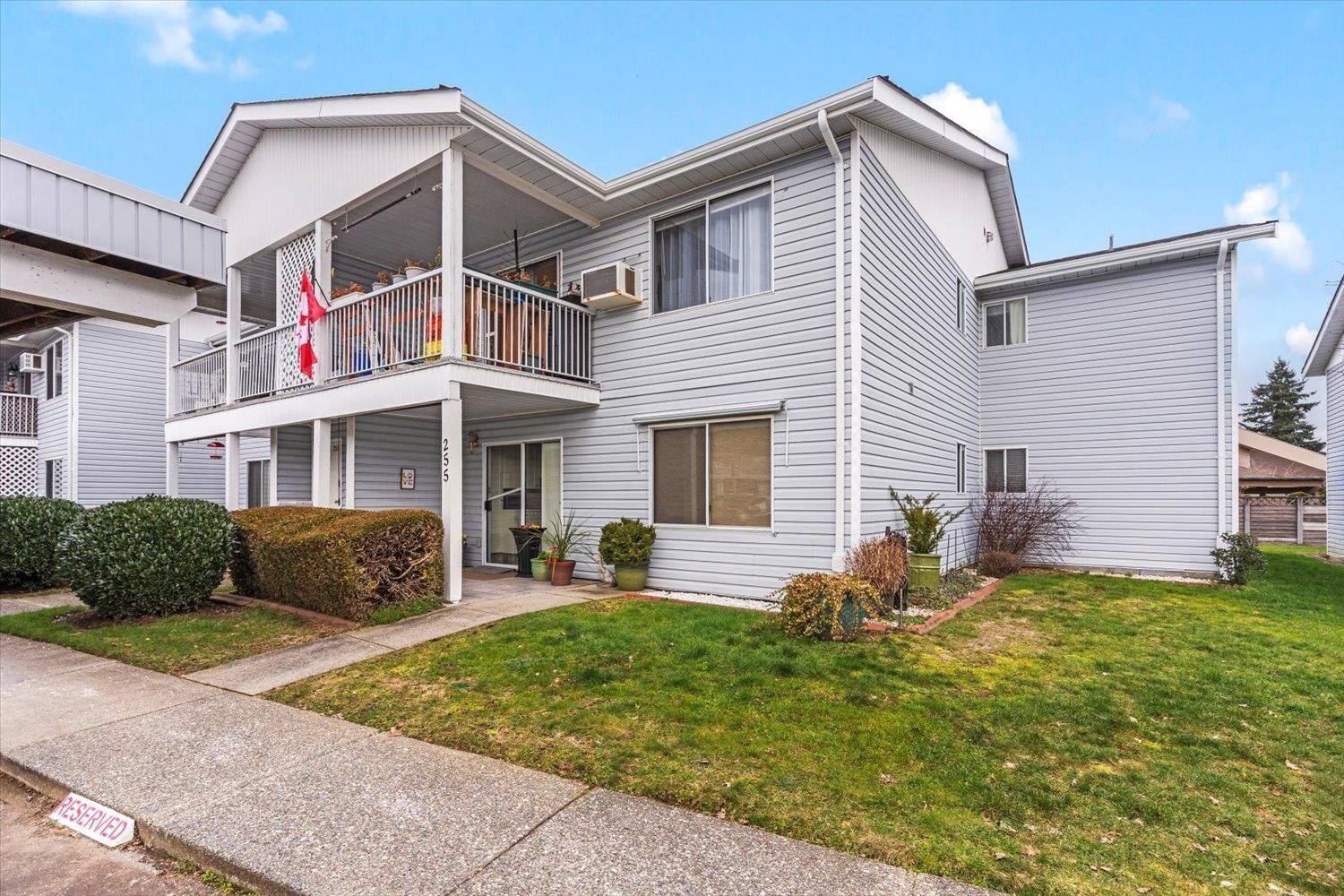 Photo de la propriété:  32691 Garibaldi Drive 256  BC V2T 5T7 