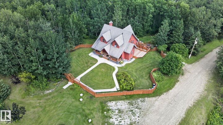 Property Photo:  53332A Rge Road 15  AB T7Y 0E9 