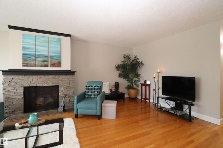 Property Photo: 5017 46 Avenue AB T9C 1L7