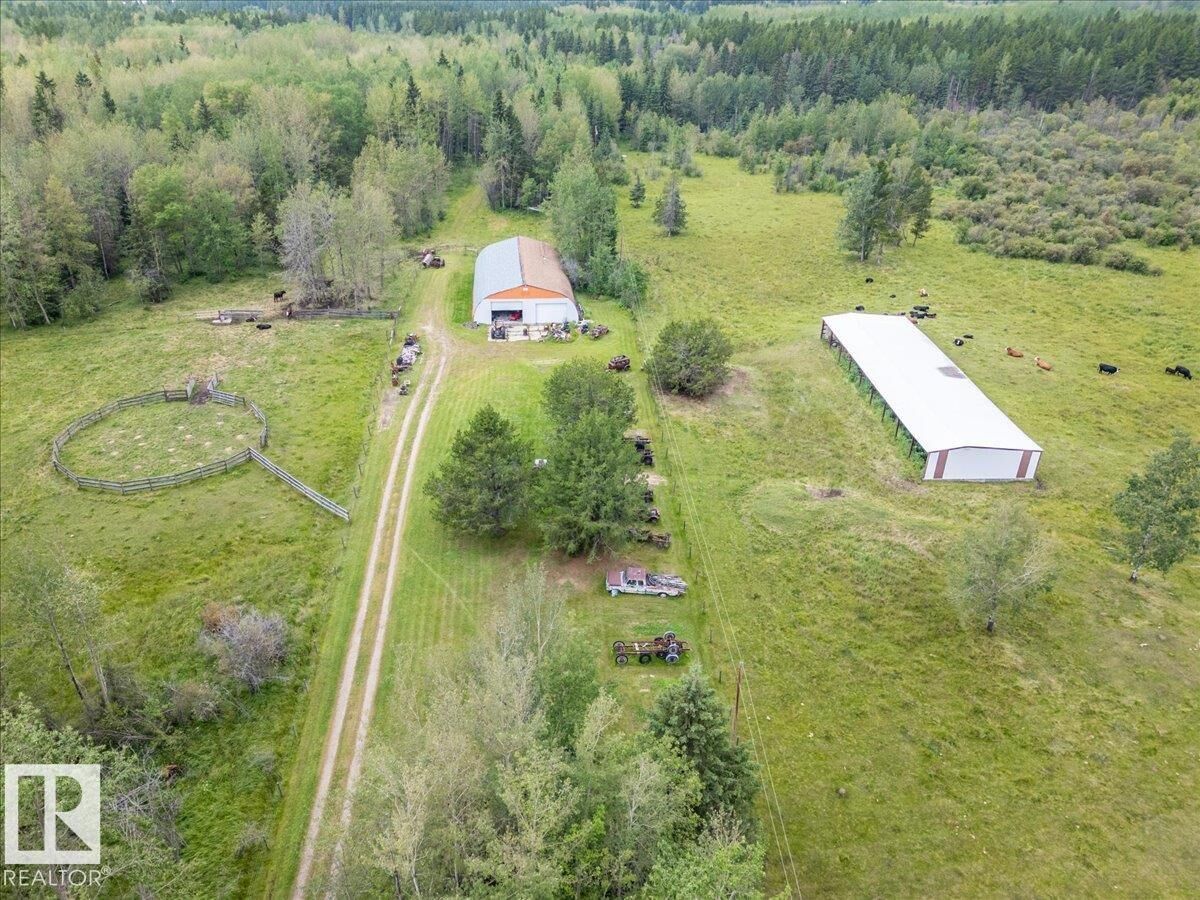 Property Photo:  47510 Rge Rd 31  AB T0C 2T0 