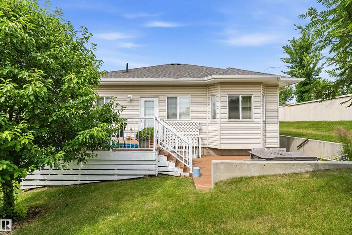 Property Photo:  401 Bothwell Drive 39  AB T8H 2C9 