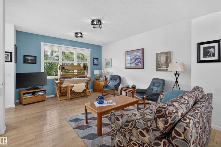 Property Photo: 4065 Morrison Way NW AB T5E 6S3