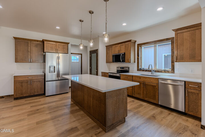 Property Photo: 3516 Calgary Point ND 58503