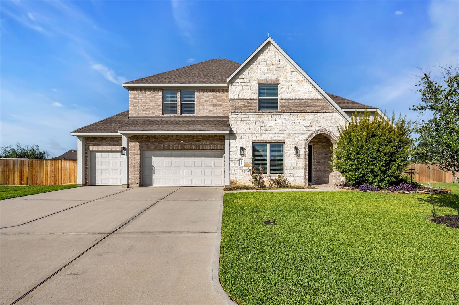 Property Photo:  6006 Henry Hamlet Drive  TX 77304 