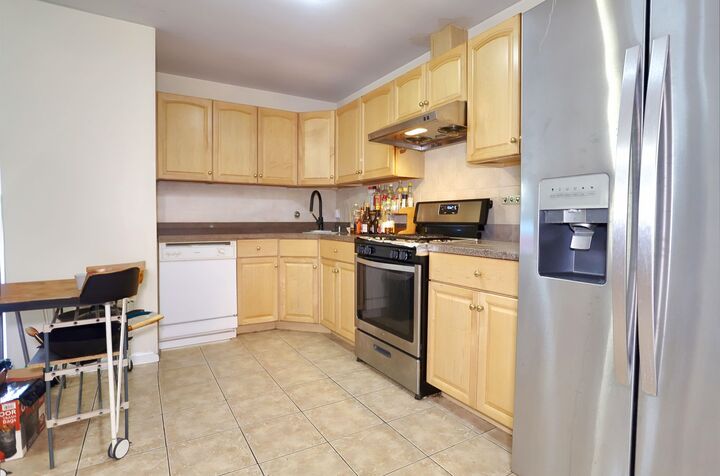 Property Photo:  210 New York Ave 2  NJ 07307 