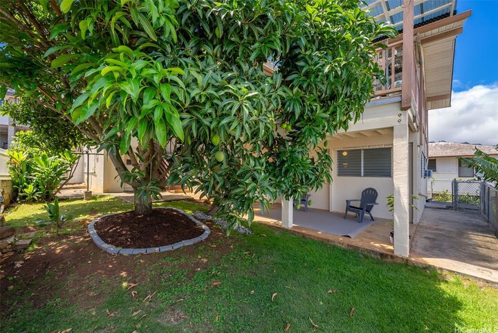 Property Photo:  2145 Malino Place  HI 96817 