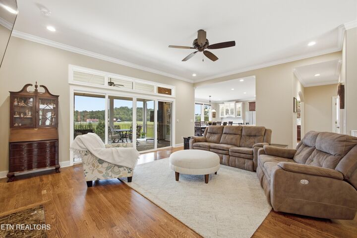 Property Photo:  225 W Shore Drive  TN 37854 