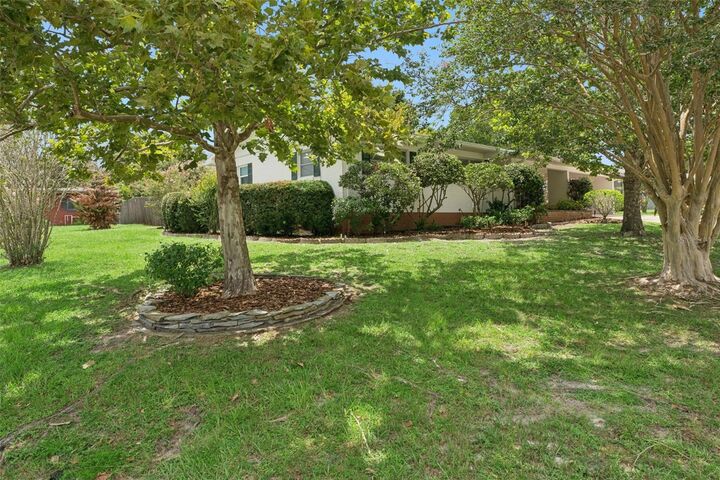 Property Photo:  31 Jasmine Drive  FL 32713 