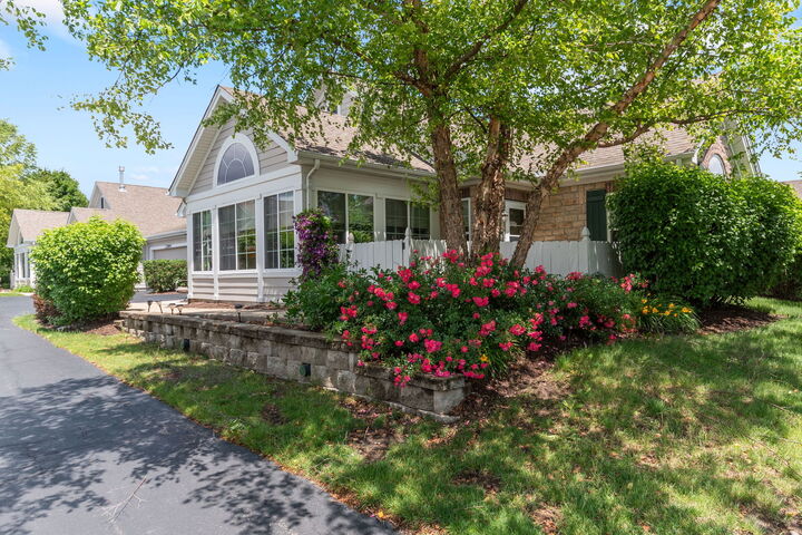 Property Photo: 23840 W Dayfield Drive IL 60586