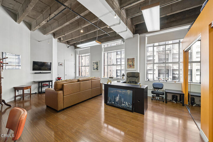 Property Photo: 312 W 5th Street 625 CA 90013