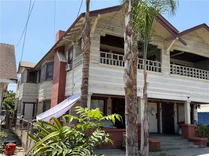 Property Photo:  3212 Baldwin  CA 90031 