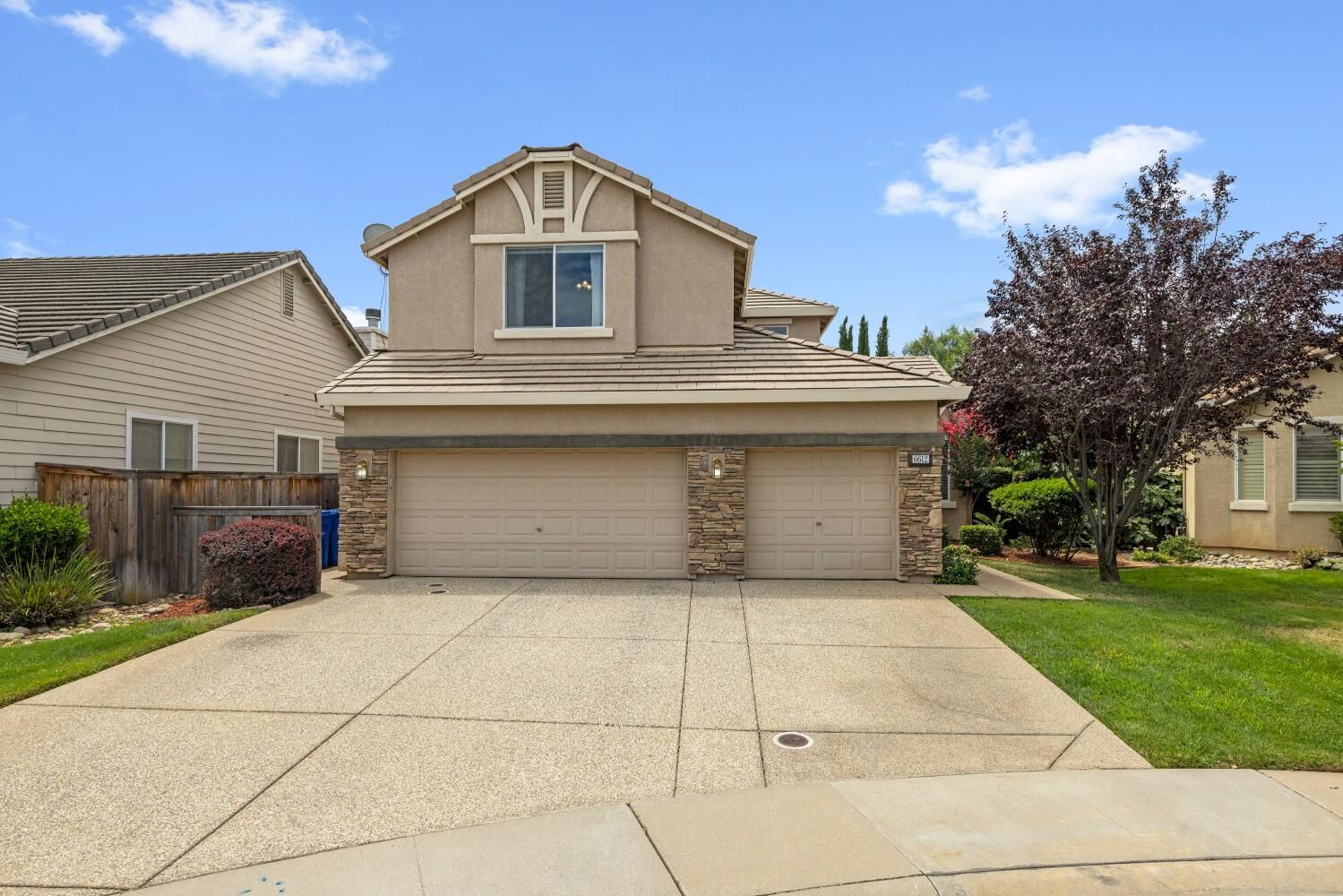 Property Photo: 6612 Jarrett Court CA 95757