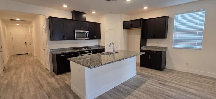 Property Photo: 816 Loon Street CA 95330