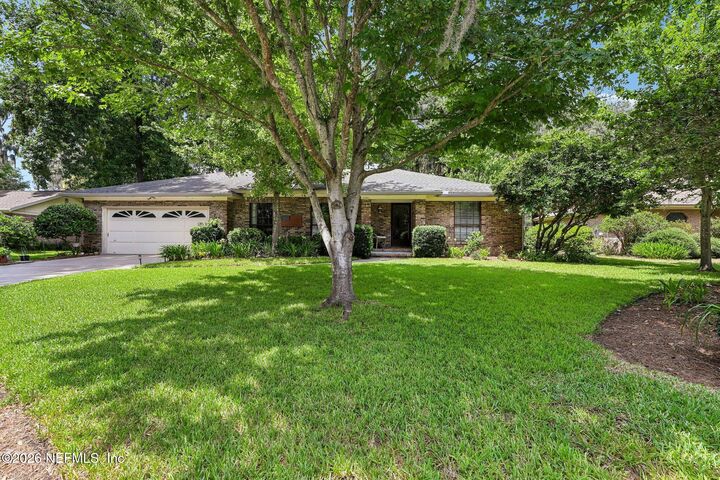 Property Photo:  11341 Woodsong Loop N  FL 32225 
