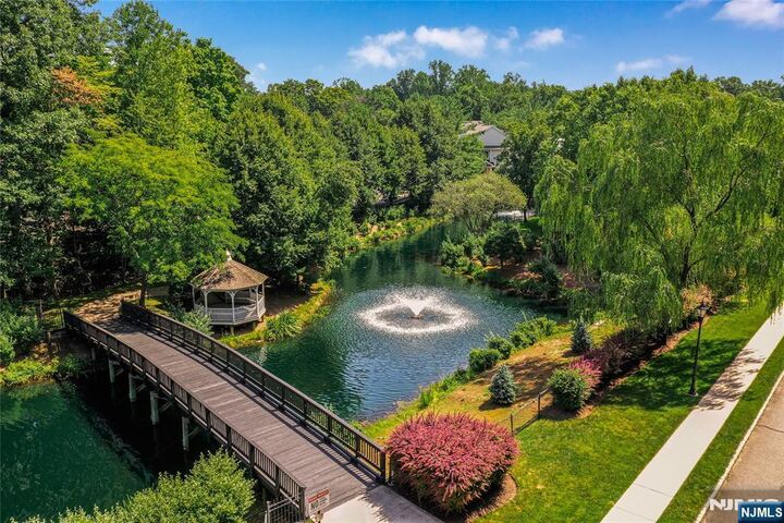 Property Photo:  34 Spring Hollow  NJ 07675 
